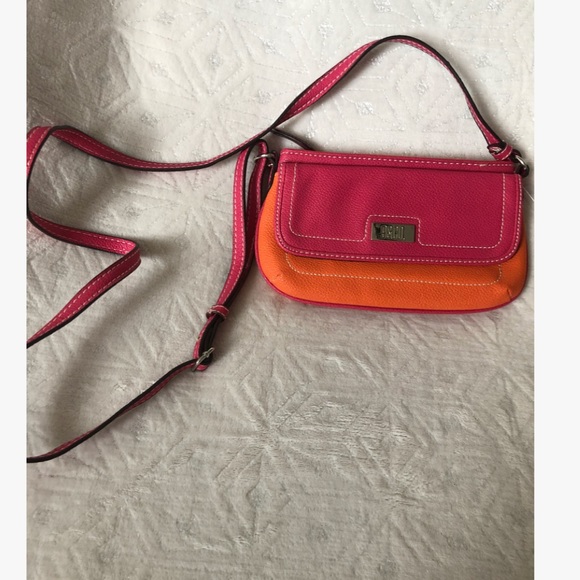 😊😊Nine& Co. Purse - Picture 1 of 6